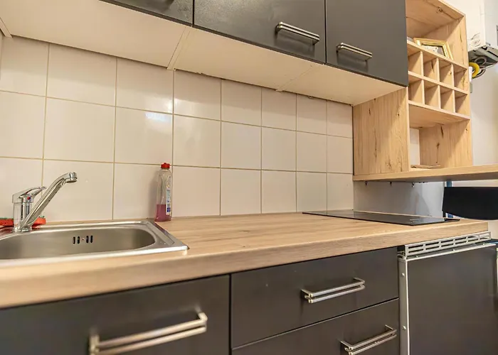 Comfort Modern 1br For Couples And Friends Vienna